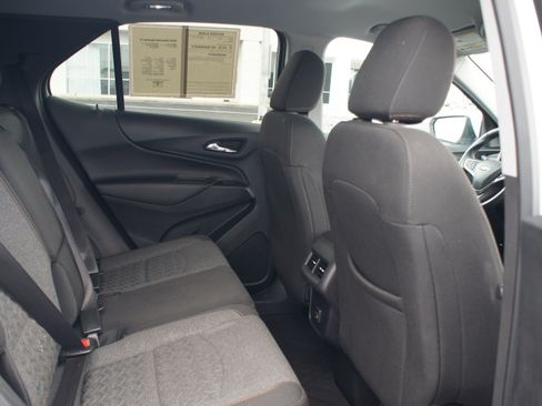 Certified 2024 Chevrolet Equinox LT FWD image 21