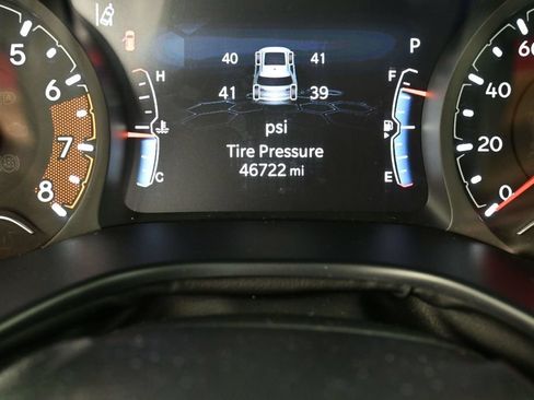 Used 2025 Jeep Compass Limited AWD/4WD image 36