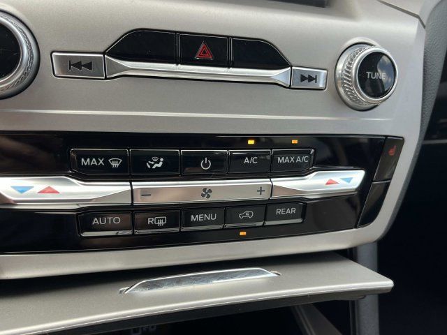 Used 2024 Ford Explorer XLT w/ Equipment Group 202A AWD/4WD image 37