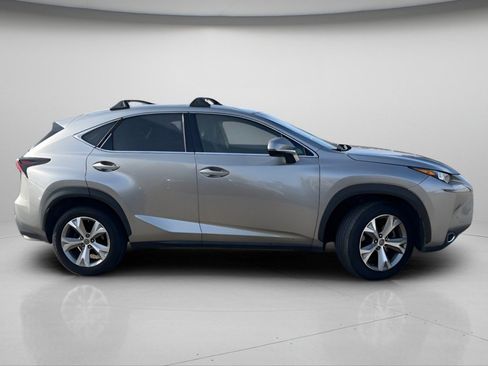 Used 2017 Lexus NX 200t FWD image 3