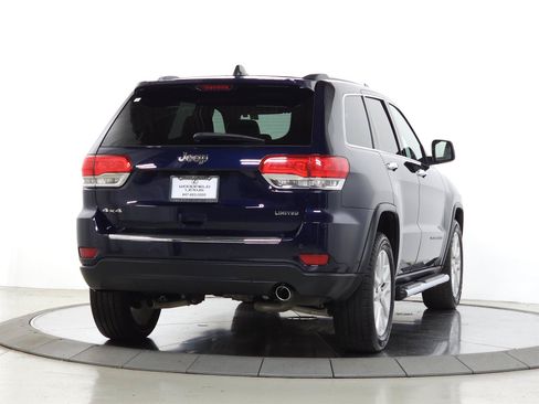 Used 2017 Jeep Grand Cherokee Limited AWD/4WD image 9