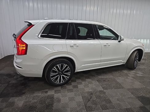 Used 2021 Volvo XC90 T5 Momentum w/ Protection Package AWD/4WD image 3