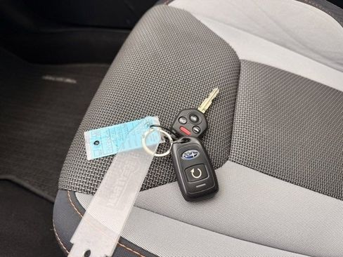 Used 2019 Subaru Crosstrek 2.0i Premium w/ Moonroof Package image 27