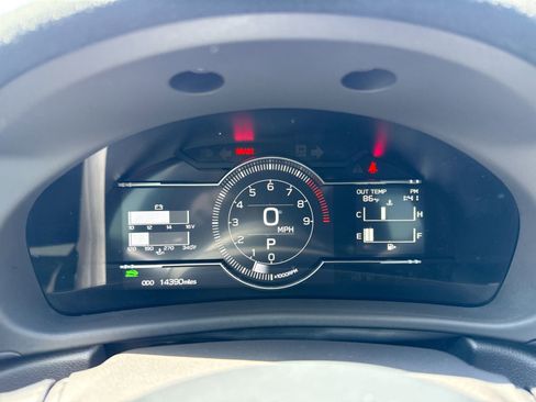 Used 2024 Toyota GR86 Premium image 10