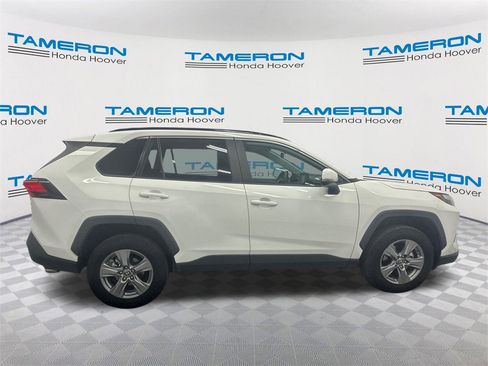 Used 2022 Toyota RAV4 XLE image 6