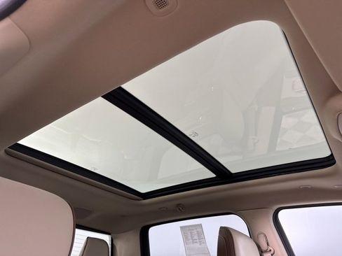 Used 2019 RAM 1500 Laramie image 27