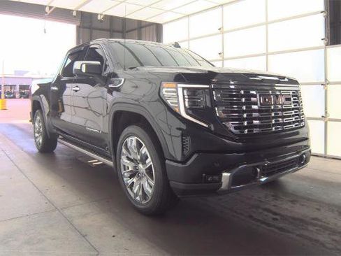 Used 2023 GMC Sierra 1500 Denali w/ Denali Reserve Package image 2