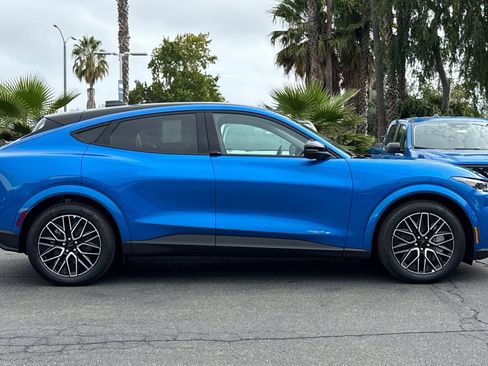 New 2025 Ford Mustang Mach-E Premium image 4