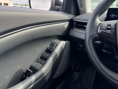 New 2025 Ford Mustang Mach-E Premium image 21