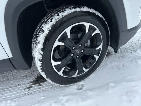 New 2026 Chevrolet Equinox LT AWD/4WD image 9