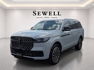 Used 2025 Lincoln Navigator Black Label AWD/4WD video 1