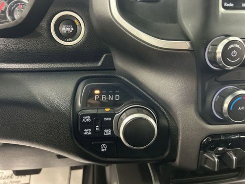 Used 2020 RAM 1500 Big Horn AWD/4WD image 17