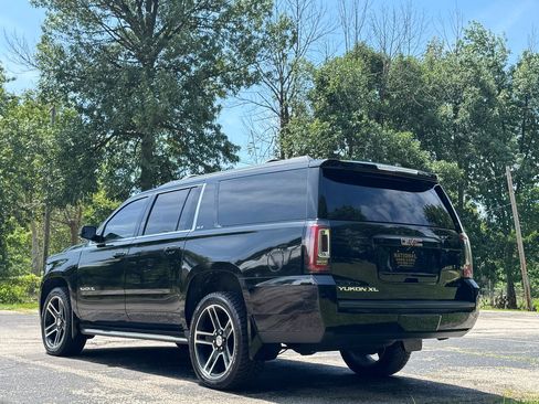 Used 2015 GMC Yukon XL SLE w/ Convenience Package AWD/4WD image 7