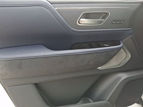 New 2026 INFINITI QX80 4WD w/ Sport Exterior Package image 8