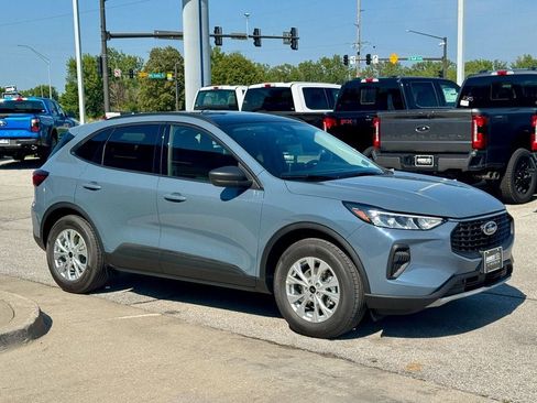 New 2025 Ford Escape Active image 6