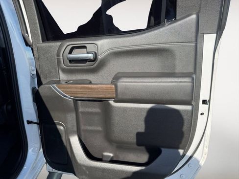 Used 2019 Chevrolet Silverado 1500 LT Trail Boss image 29