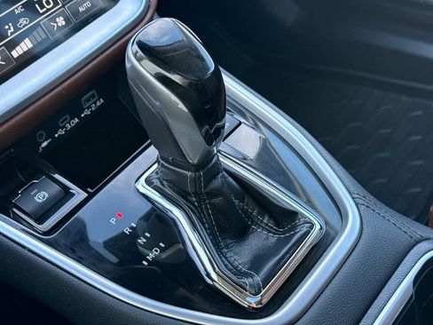 Used 2023 Subaru Outback Touring XT w/ Popular Package #2 image 24