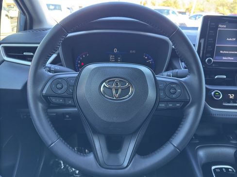 Used 2022 Toyota Corolla LE image 14