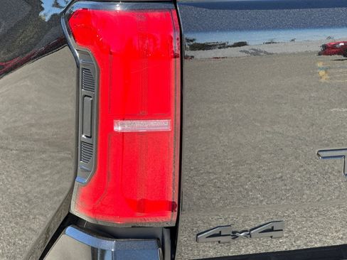 Used 2024 Toyota Tacoma TRD Off-Road w/ TRD Off Road Premium Package image 24