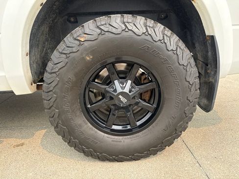 Used 2018 RAM 1500 Laramie w/ Convenience Group AWD/4WD image 54