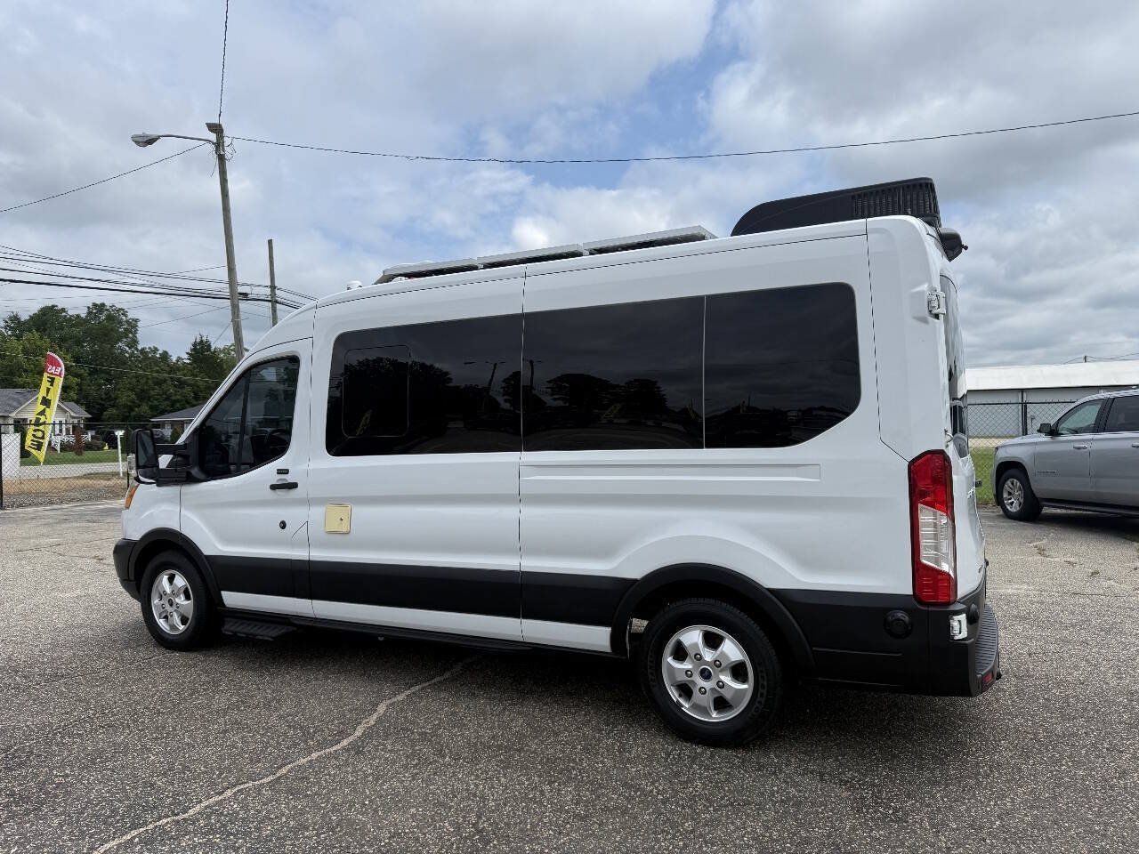 Used 2019 Ford Transit 350 XLT RWD image 24