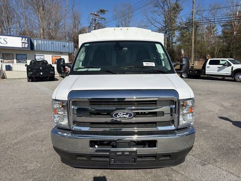 New 2026 Ford E-350 and Econoline 350 Super Duty w/ Power Equipment Group RWD image 20