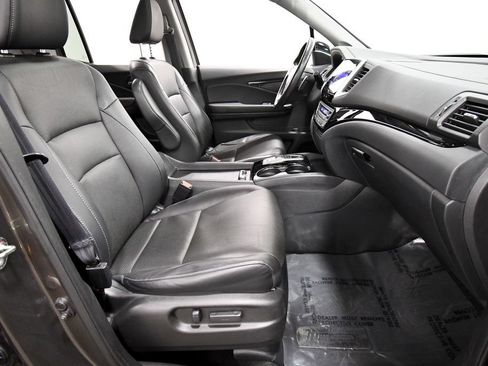 Used 2020 Honda Ridgeline RTL-E image 19