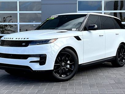 Used 2025 Land Rover Range Rover Sport SE