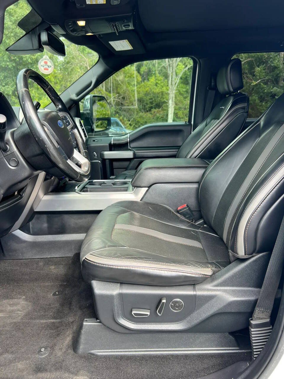 Used 2019 Ford F350 Platinum w/ Platinum Ultimate Package AWD/4WD image 14