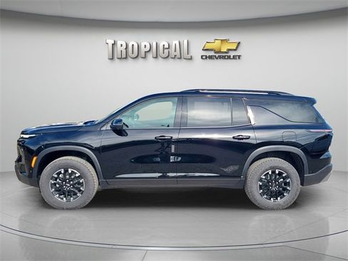 New 2026 Chevrolet Traverse Z71 w/ Enhanced Driving Package image 2