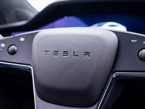 Used 2023 Tesla Model S Plaid AWD/4WD image 21