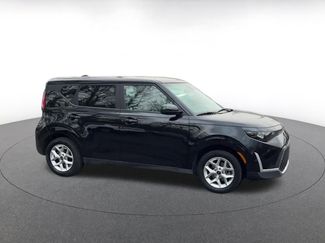 Used 2025 Kia Soul LX w/ LX Technology Package video 2