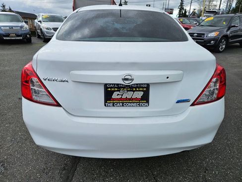 Used 2014 Nissan Versa S image 6
