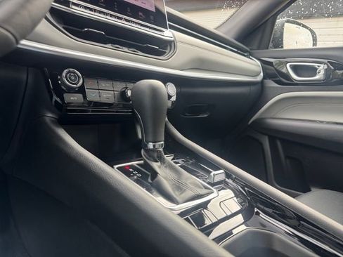 New 2026 Jeep Compass Limited w/ Sun, Sound & Navigation Group image 28