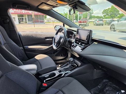 Used 2022 Toyota Corolla SE FWD image 11