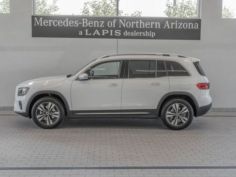 Certified 2026 Mercedes-Benz GLB 250 4MATIC image 2