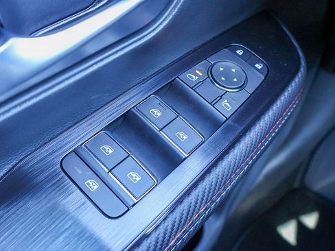 New 2026 Nissan Kicks SR image 14