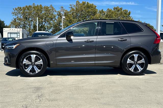 Certified 2024 Volvo XC60 T8 Plus AWD/4WD image 6
