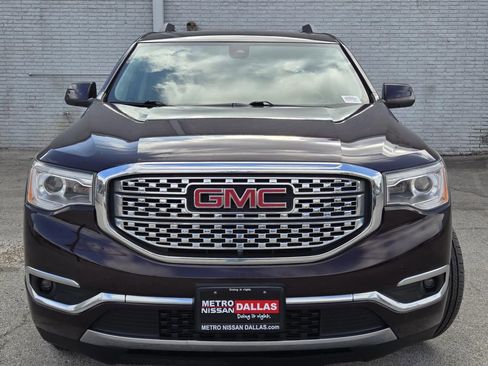 Used 2017 GMC Acadia Denali w/ Technology Package image 2