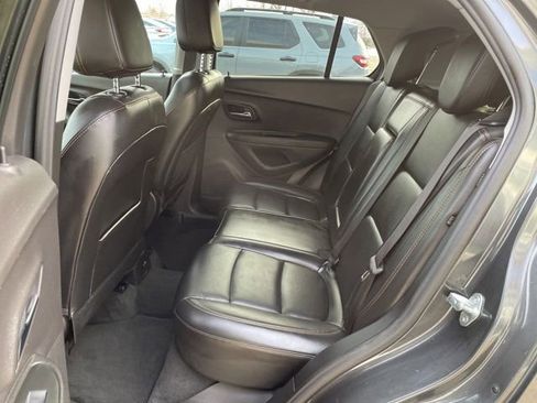 Used 2019 Chevrolet Trax Premier image 11