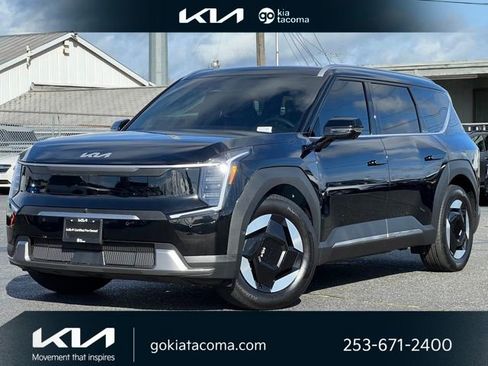 Certified 2026 Kia EV9 Wind image 1