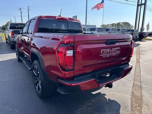 New 2026 GMC Canyon Denali image 8