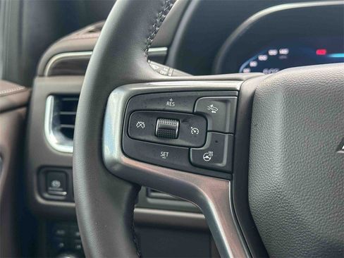 Used 2023 Chevrolet Tahoe Z71 w/ Luxury Package image 29