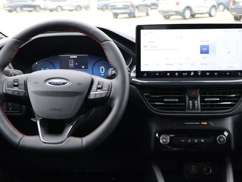 Used 2024 Ford Escape ST-Line Select w/ Tech Pack #2 image 14