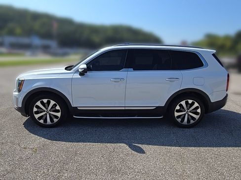 Used 2020 Kia Telluride S FWD image 5