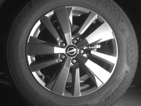 Used 2025 Nissan Pathfinder SV FWD image 14