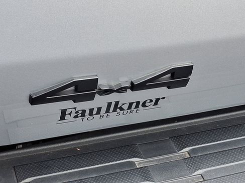 Used 2025 Toyota Tacoma TRD Off-Road image 31