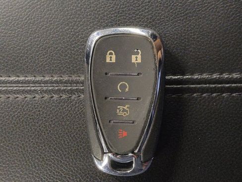Used 2023 Chevrolet Malibu LT FWD image 32