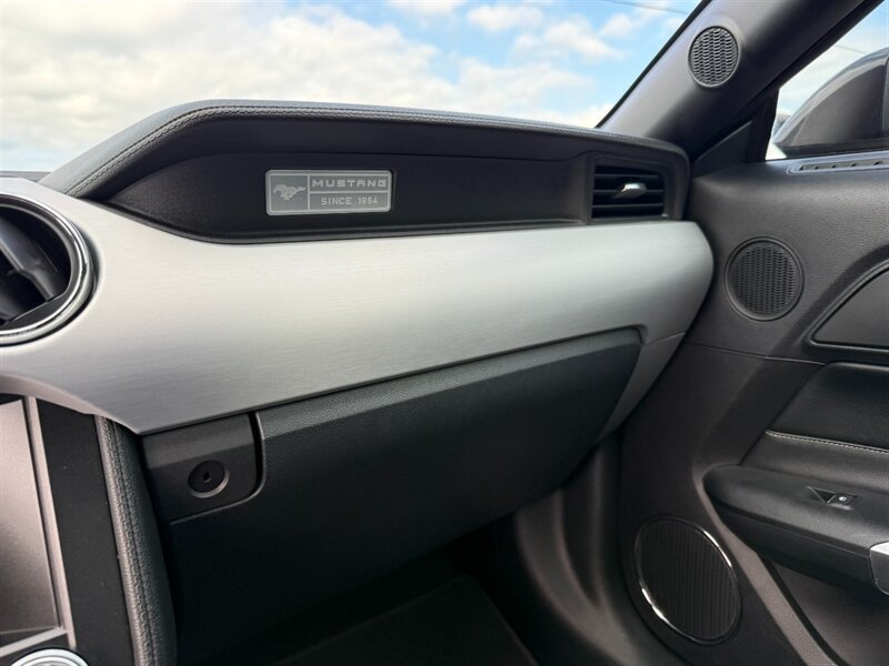 Used 2015 Ford Mustang GT Premium w/ Equipment Group 401A RWD image 21