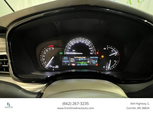 Used 2017 Cadillac XT5 Luxury w/ Driver Awareness Package FWD image 16